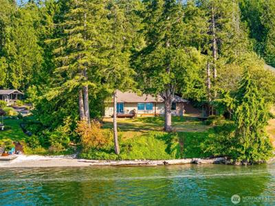 3736 Sunset Beach NW
