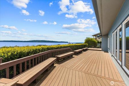 1808 Lola Beach