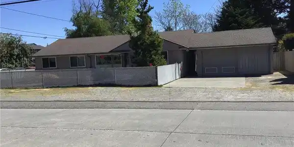 523 N 143rd Street