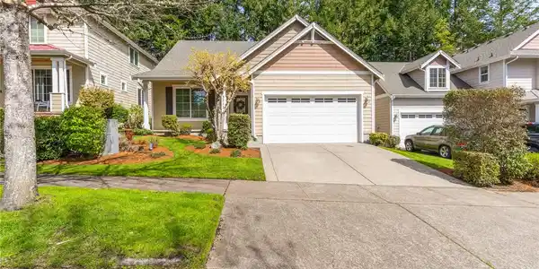 3712 6th NW