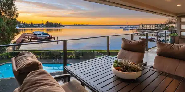 4437 Lake Washington NE