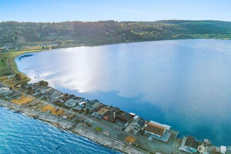 301 Driftwood Shores