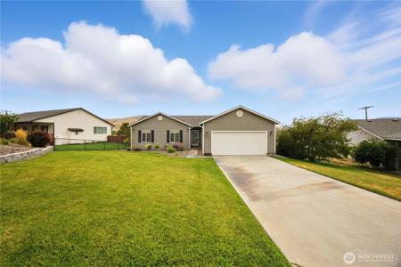 121 Pryor