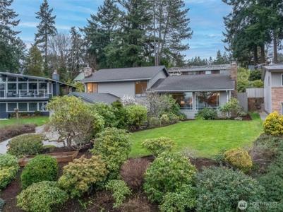 11818 Marine View SW