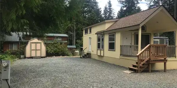 4969 Helena Lane