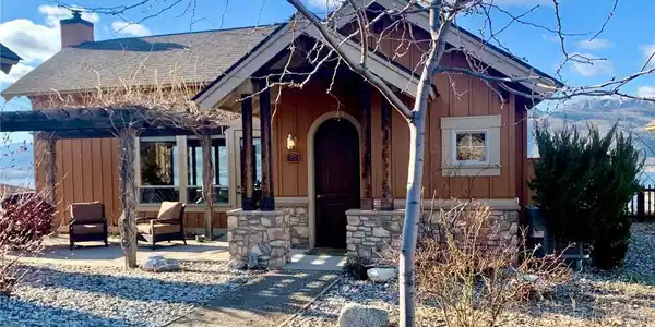 124 Village Way