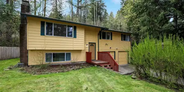 1889 Lakemoor SW