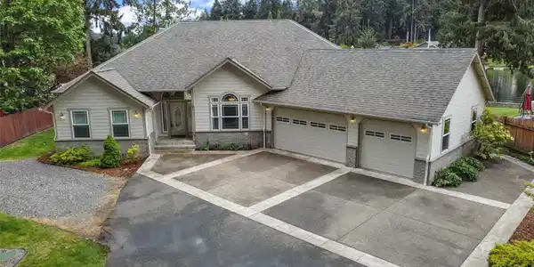 7311 20th SE