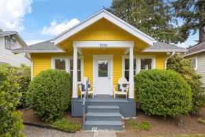 7114 32nd SW