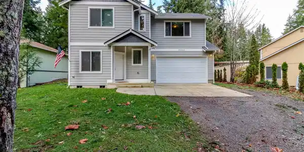 22412 Parkcrest SE