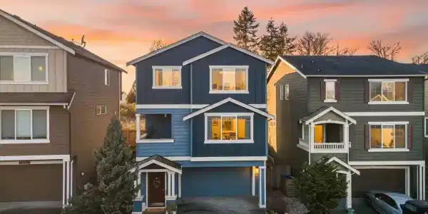 1216 92nd NE