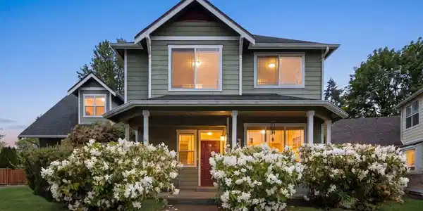 1424 Latham