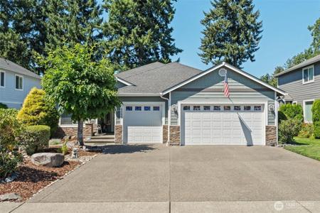 9066 Eagle Point Loop SW