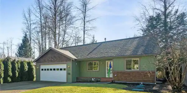 3025 Pine
