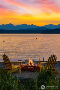 8917 Fauntleroy SW