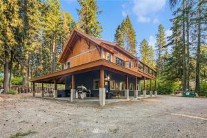 911 Lake Cabins Road