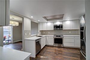 7322 Steilacoom SW