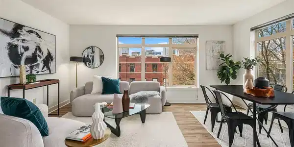 1610 Belmont
