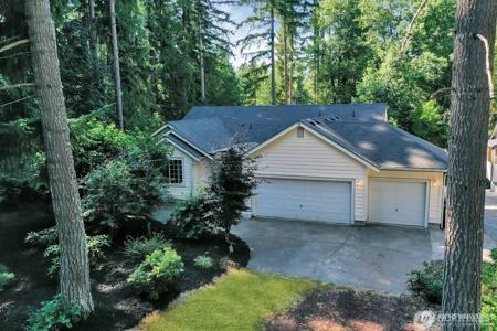 17943 Clear Lake SE