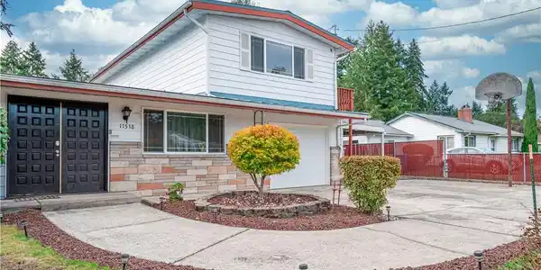 11518 Butte SW