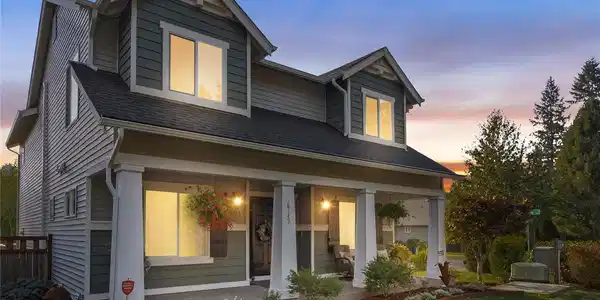 6743 Riverdale SE
