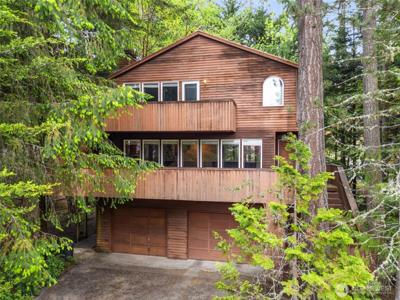 6430 Agate Beach