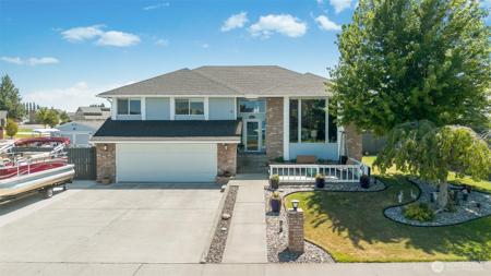4095 Cove West