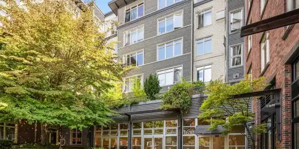 1610 Belmont