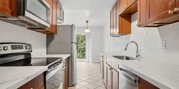 Image 4 Image 4