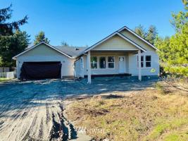 351 Ponderosa Loop NE