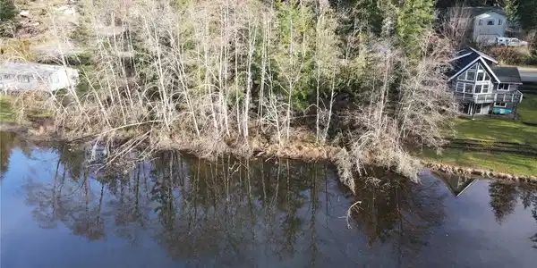 0 Lakeside