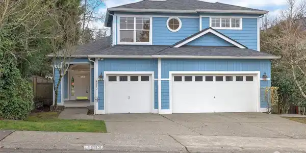 4063 249th SE