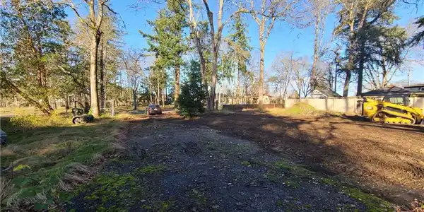 15521 Portland SW