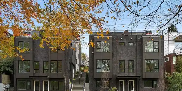 710 A 11th E