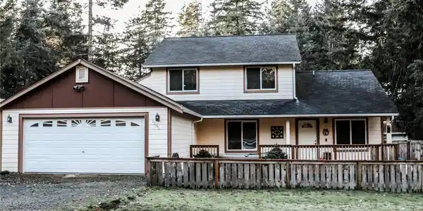 1281 Lakeshore Drive