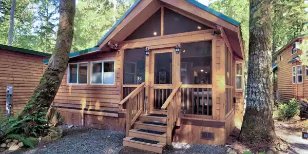 1546 Reservation SE