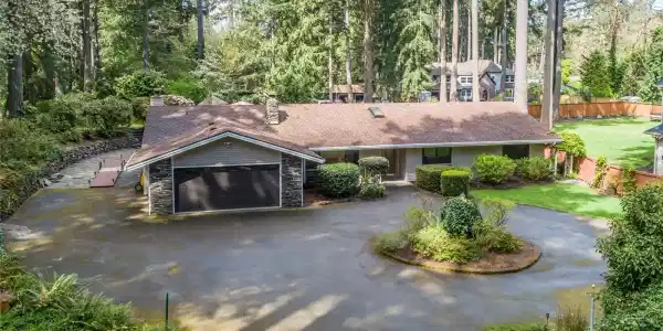 12218 Gravelly Lake SW