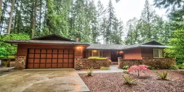 6807 Old Forest SE