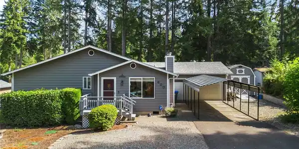 400 Saint Andrews