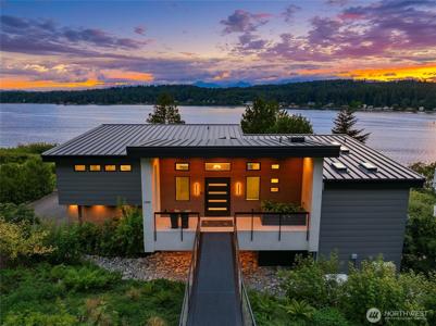 6400 Agate Beach