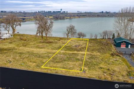 14 Valley NE