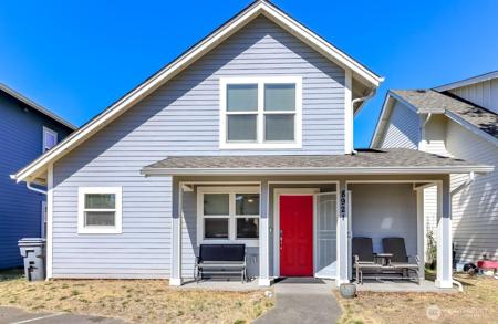 8921 Commercial SW