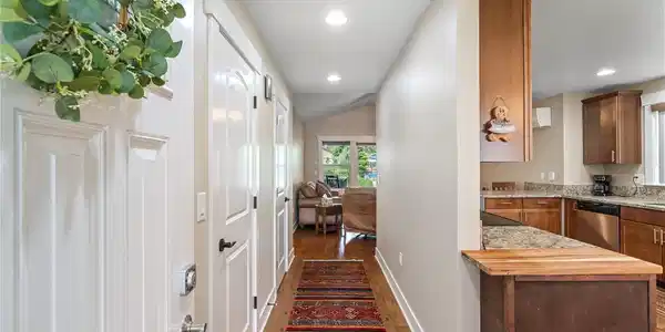 Image 4 Image 4