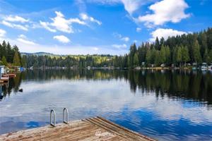 609 SW LAKE ROESIGER ROAD