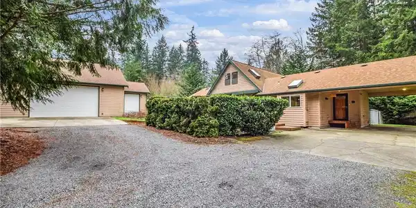 17110 McRae NW