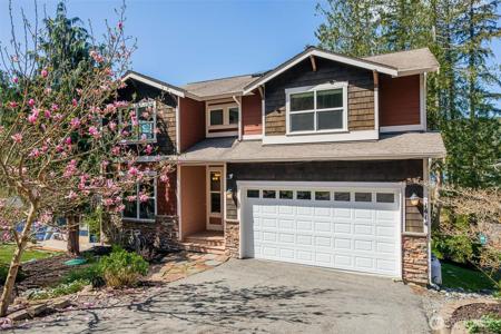 1414 Lake Roesiger