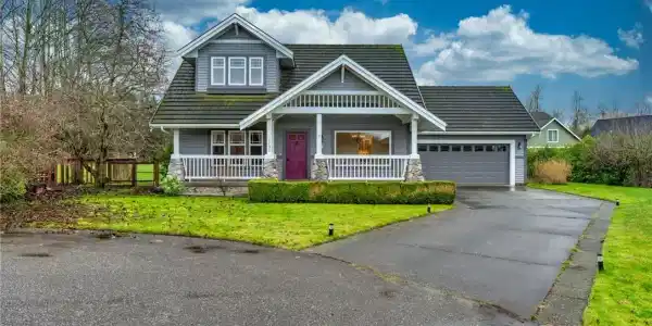 7137 Bartlett Lane