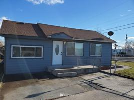 2141 W Neppel