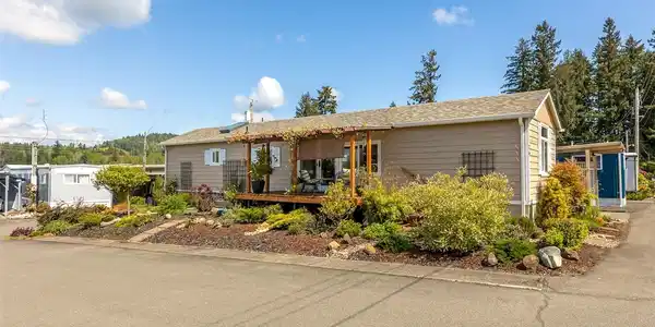 4707 Black Lake Belmore SW