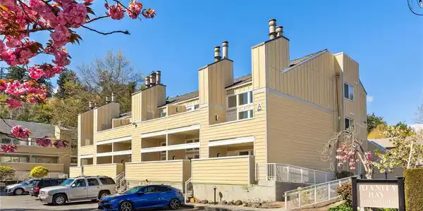 11717 93rd NE